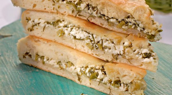 Осетинский пирог c сыром и зеленью, пошаговый рецепт с фото