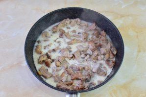 Фрикасе из свинины с грибами