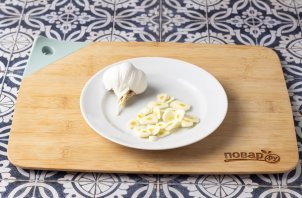 Помидоры на сковороде с чесноком жареные Помидоры на сковороде с чесноком жареные