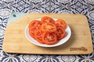 Помидоры на сковороде с чесноком жареные Помидоры на сковороде с чесноком жареные