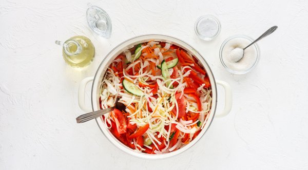 Салат Берегись, водка!, пошаговый рецепт с фото на 158 ккал