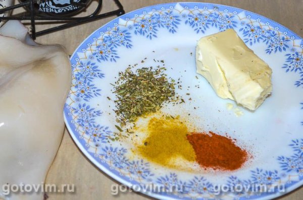 Жареные кальмары на гриле (или сковороде)