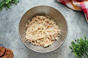 Голубцы ленивые в сметанном соусе