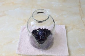 Компот из черной смородины на зиму на 3 литровую банку