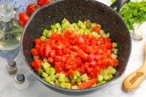 Икра кабачковая на сковороде