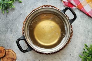 Клубника, протертая в сиропе