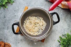 Голубцы ленивые в сметанном соусе