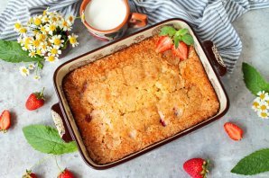 Клубничный пирог с пахтой