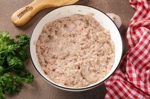 Котлеты из фарша с хлебом Котлеты из фарша с хлебом