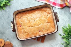 Клубничный пирог с пахтой