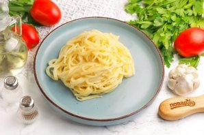 Спагетти с сыром и сливками