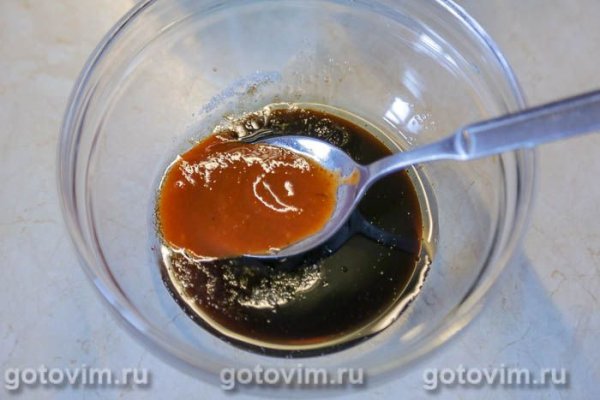 Битые огурцы с соевым соусом и чили