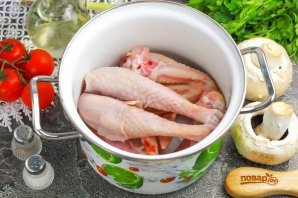 Куриный суп с шампиньонами Куриный суп с шампиньонами