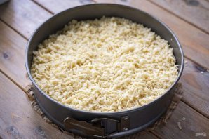 Тертый пирог с яблоками