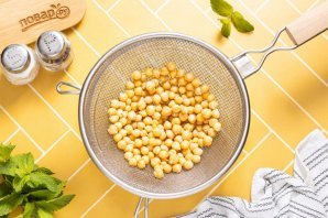 Салат с мятой