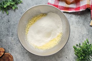 Пирог с малиной простой Пирог с малиной простой