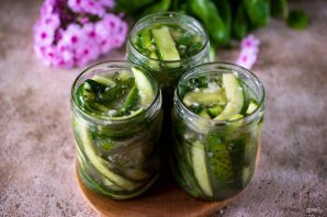 Огурцы, консервированные дольками