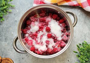 Красная смородина с малиной на зиму