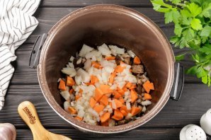 Макароны с мясом в мультиварке Макароны с мясом в мультиварке