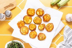 Кабачки в кляре с чесноком