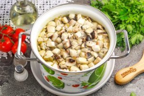 Куриный суп с шампиньонами Куриный суп с шампиньонами