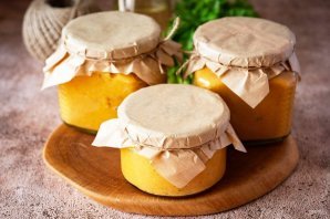 Икра кабачковая с чесноком Икра кабачковая с чесноком