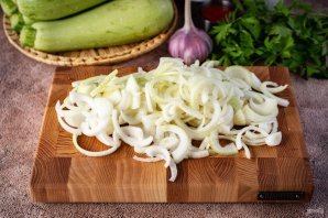 Икра кабачковая с чесноком Икра кабачковая с чесноком