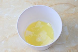 Торт "Молочная девочка" с вишней