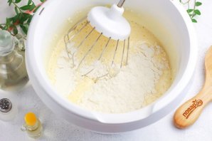 Творожный пирог с персиками