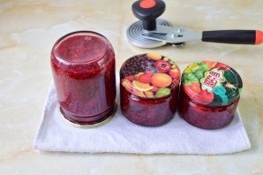 Варенье из малины и клубники