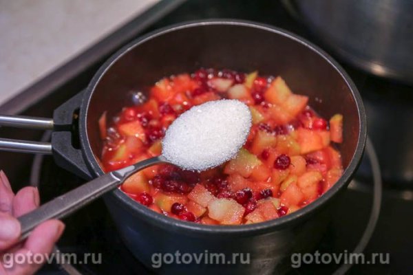 Открытый пирог с клюквой и яблоками Открытый пирог с клюквой и яблоками