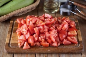 Икра кабачковая с помидорами Икра кабачковая с помидорами