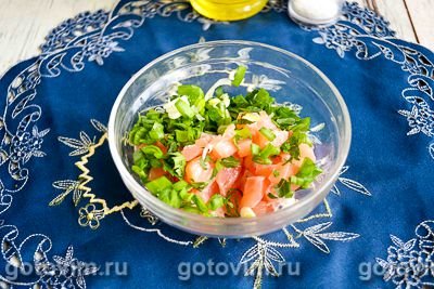 Розовые веррины с красной рыбой и свекольным муссом