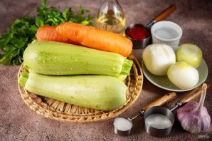 Икра кабачковая с чесноком Икра кабачковая с чесноком