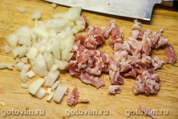 Зеленые мидии, запеченные с беконом и сыром