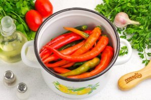 Острый перец маринованный