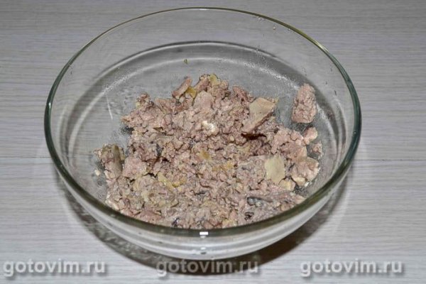 Салат из печени налима с рисом и яйцом Салат из печени налима с рисом и яйцом