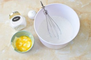 "Шарлотка" на белках