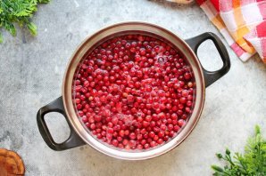 Брусничный компот