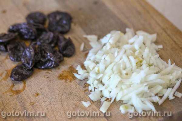 Свиные ребрышки с черносливом в духовке Свиные ребрышки с черносливом в духовке