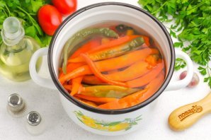 Острый перец маринованный