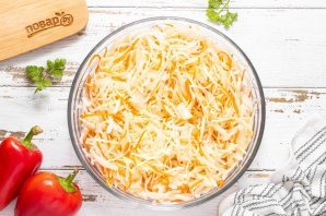 Перец, квашеный с капустой