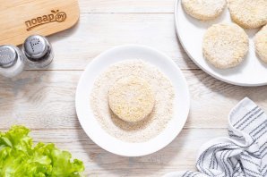 Вегетарианские котлеты из капусты
