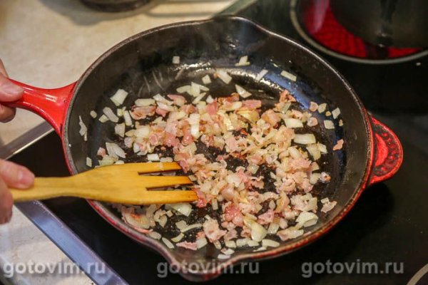 Зеленые мидии, запеченные с беконом и сыром
