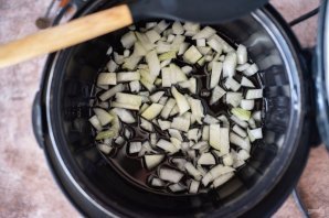 Картошка с лисичками в мультиварке