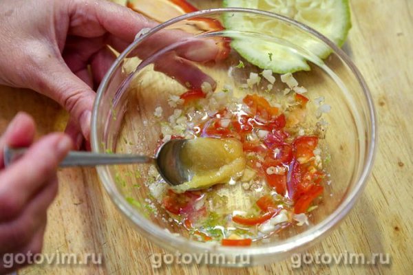 Свиная грудинка, запеченная в маринаде с лимоном и чили Свиная грудинка, запеченная в маринаде с лимоном и чили