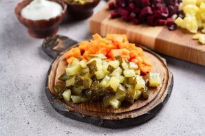 Салат винегрет с майонезом