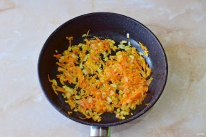 Пирожки дрожжевые на воде Пирожки дрожжевые на воде