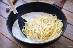 Паста с лимоном и сливками