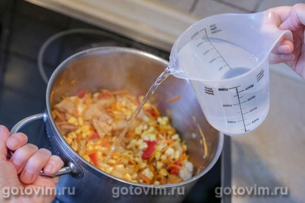 Рис с мясом и свежей кукурузой 